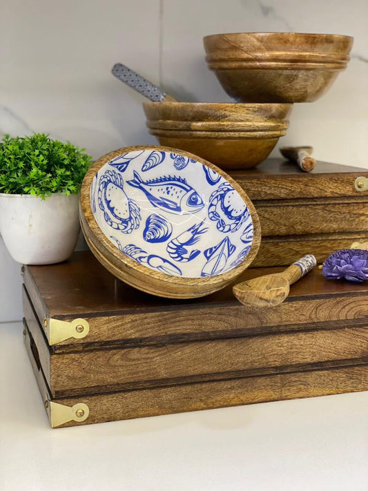 Epoxy Mango-Wood Salad Bowl and spoons 4