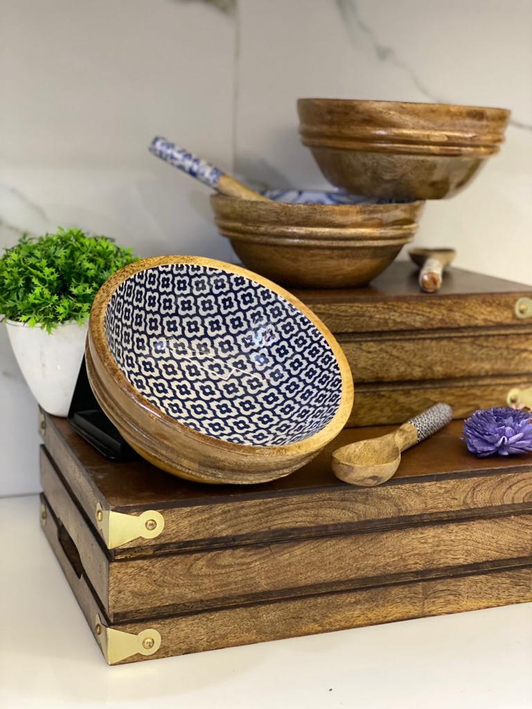 Epoxy Mango-Wood Salad Bowl and spoons 8